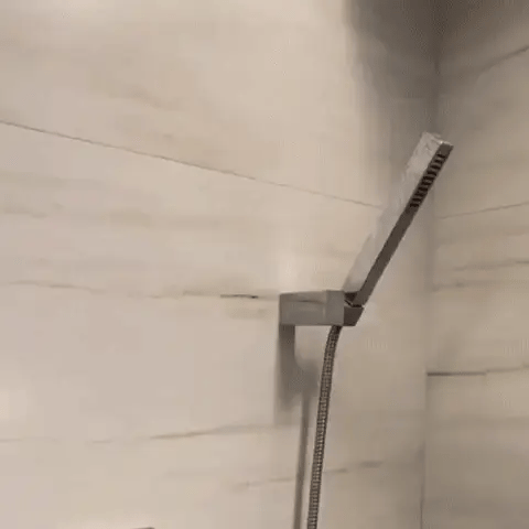 Parlante Bluetooth Resistente al Agua – Música en la Ducha