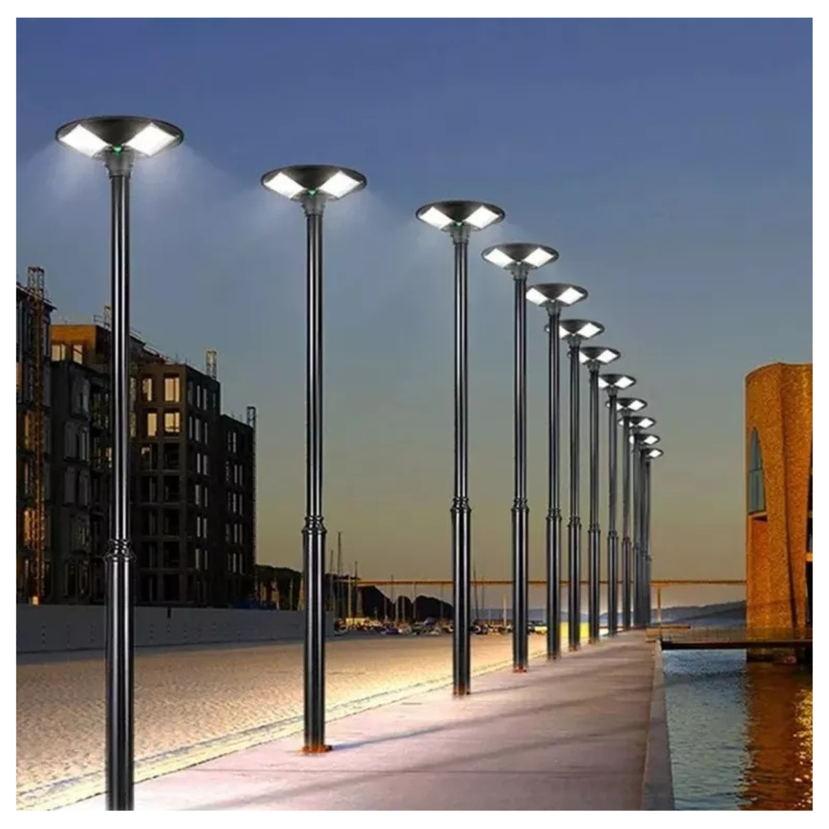 Foco Solar Tipo Poste Cuádruple - Ilumina tu Espacio Exterior con Energía Sostenible